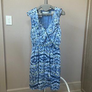BCBGeneration sleeveless dress with ruffle - size: small, excellent condition